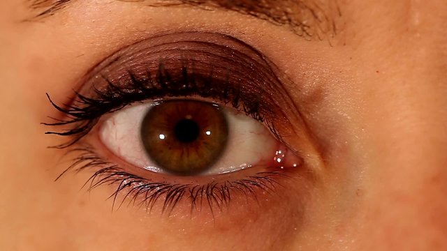 Female eye expression closeup - fixing