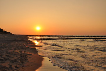 Obraz premium Sonnenuntergang am Strand