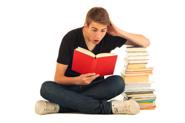 Mann beim lesen 23.07.12