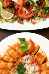 Fırında tavuk pilav ve salata