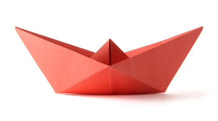 origami red boat - 43315918