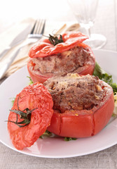 stuffed tomato with beef