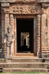 Fototapeta na wymiar Porta del tempio khmer di Phnom Rung in Tailandia