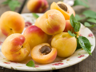 apricots