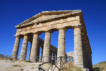 Fototapeta premium Tempio Greco - Segesta- Sicilia - Italy