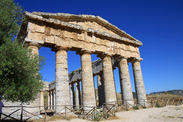 Fototapeta premium Tempio Greco - Segesta- Sicilia - Italy