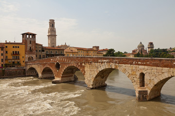 Obraz premium Ponte di Petra in Verona