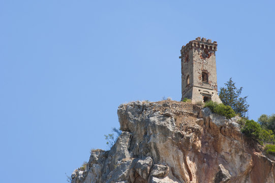 Torre di caprona