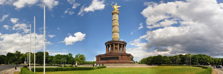 Naklejka premium Panoramafoto Berlin - Siegessäule