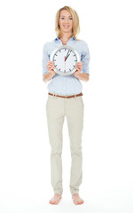 frau mit uhr