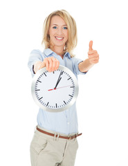 frau mit uhr