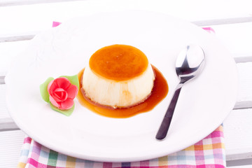 creme caramel