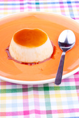 creme caramel