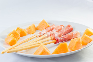 Antipasto prosciutto e melone