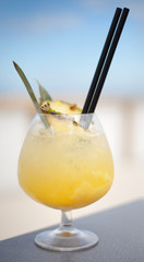 pina colada ananas sok kokos mleko rum alkohol koktajl likier