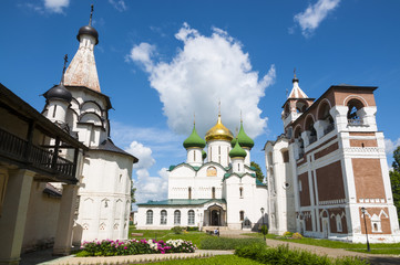 Fototapeta na wymiar Spaso Jefim klasztor w Suzdal. Sobrnaya Powierzchnia