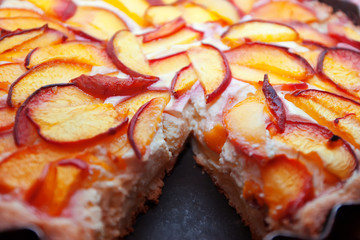 Peach cheesecake