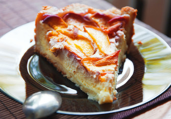 Peach cheesecake