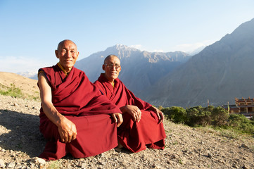 Two Indian tibetan monk lama - obrazy, fototapety, plakaty