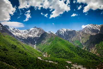 Keuken foto achterwand Himalaya India.Bergen en wolken.