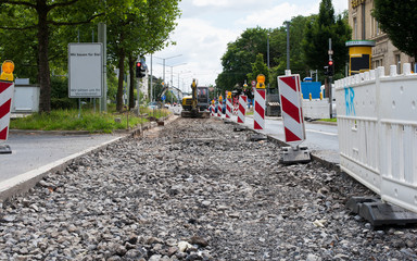 Strassenbau - Strasse aufgebrochen