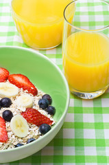 Fruit and Oat Breakfast