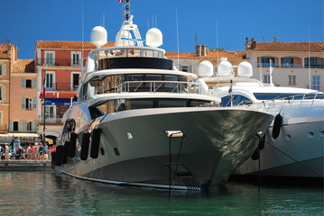 Saint Tropez - Luxury Yacht