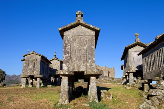 Espigueiros