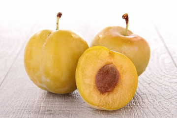yellow plum