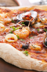 Pizza mit Meeresfrüchten