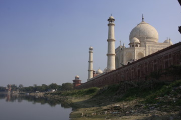 Taj Mahal and Yamuna river, Agra, Uttar Pradesh, India