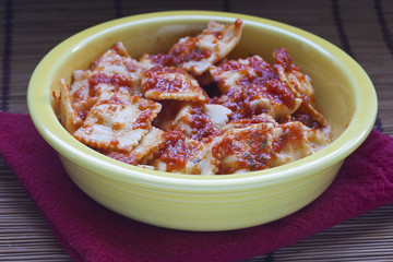 Assiette de raviolis.