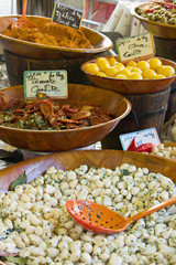 Au Marché : Goûts et Saveurs de Provence