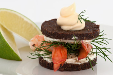 scampi auf pumpernickel