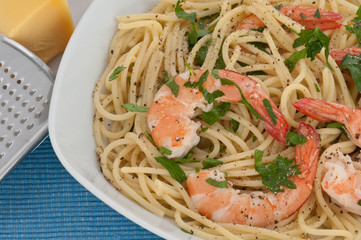 Scampi an Spaghetti