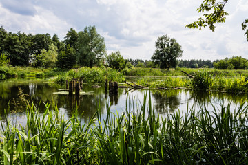 Река