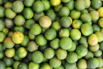 Limes in Market