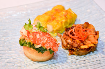 Shrimp spring rolls