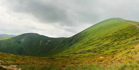 Fototapeta na wymiar Goverla, góry panorama