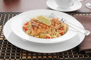 Salmon with lime and rice