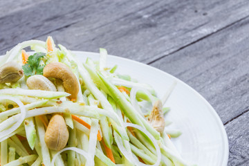 Green mango salad