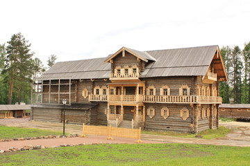 Obraz premium Ancient wooden construction