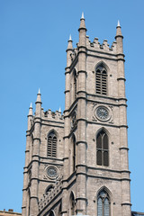 Fototapeta na wymiar Notre Dame Cathedral in Montreal