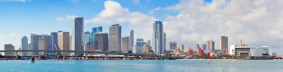 Zelfklevend Fotobehang Skyline van de stad Miami © rabbit75_fot