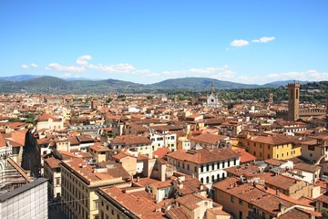 Fototapeta na wymiar Widok na miasto Florencji i Santa Croce