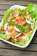 Frischer Salat mit vielen Vitaminen