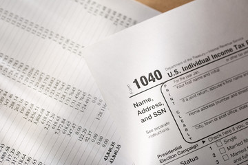Obraz premium Tax form and operating budget