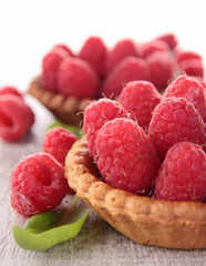 raspberry tart