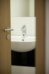 bathroon sink