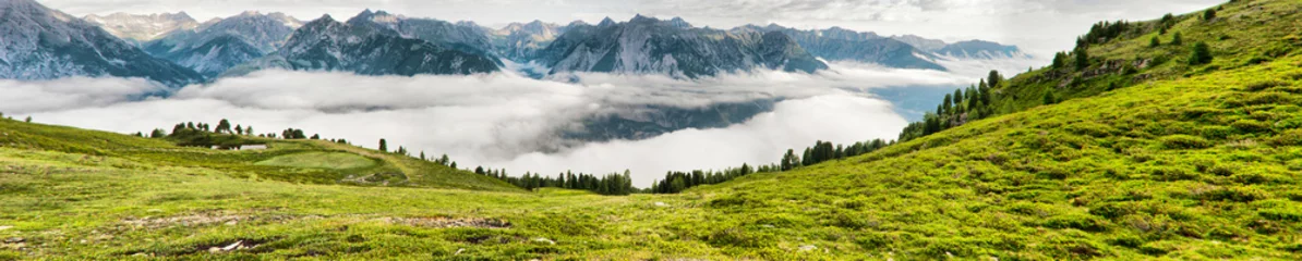 Crédence de cuisine en verre imprimé Panoramique Beautiful panorama of Tyrol
